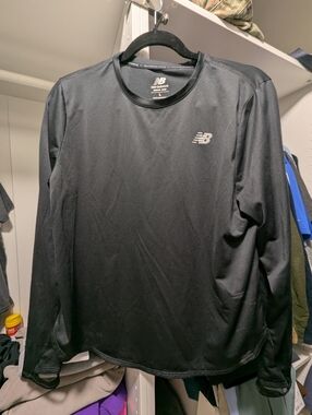 New Balance Black Long-Sleeve Athletic Tee